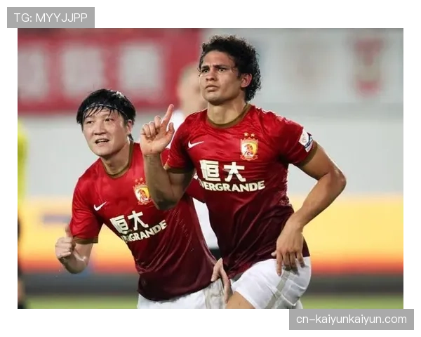 特写：39岁的老将中卫，如何在密集赛程中扛起保级队防线